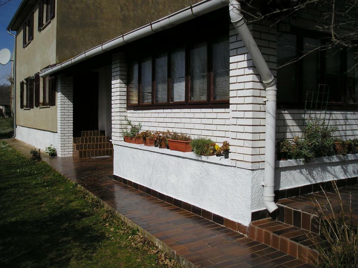 Twin Oaks Apartman Šišan Kültér fotó